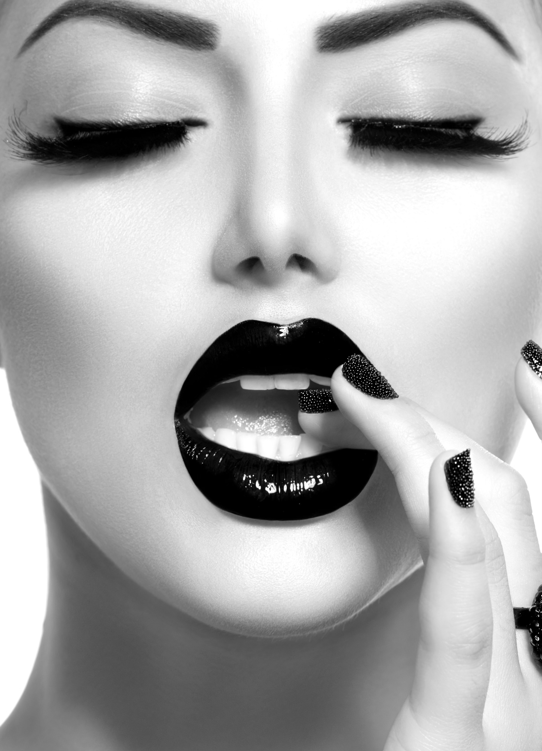 Black-and-white beauty portrait expressing contemporary caviar culture